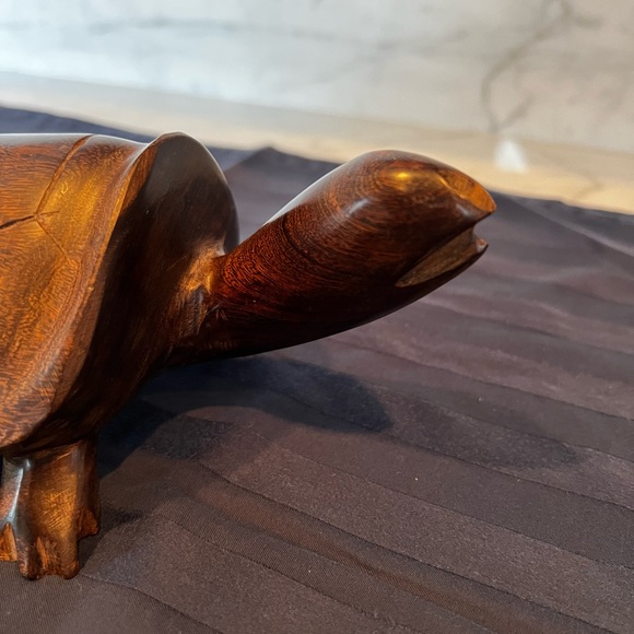Vintage Carved Wooden Turtle Figurine Decor Piece Hawaiian - Picture 6 of 10